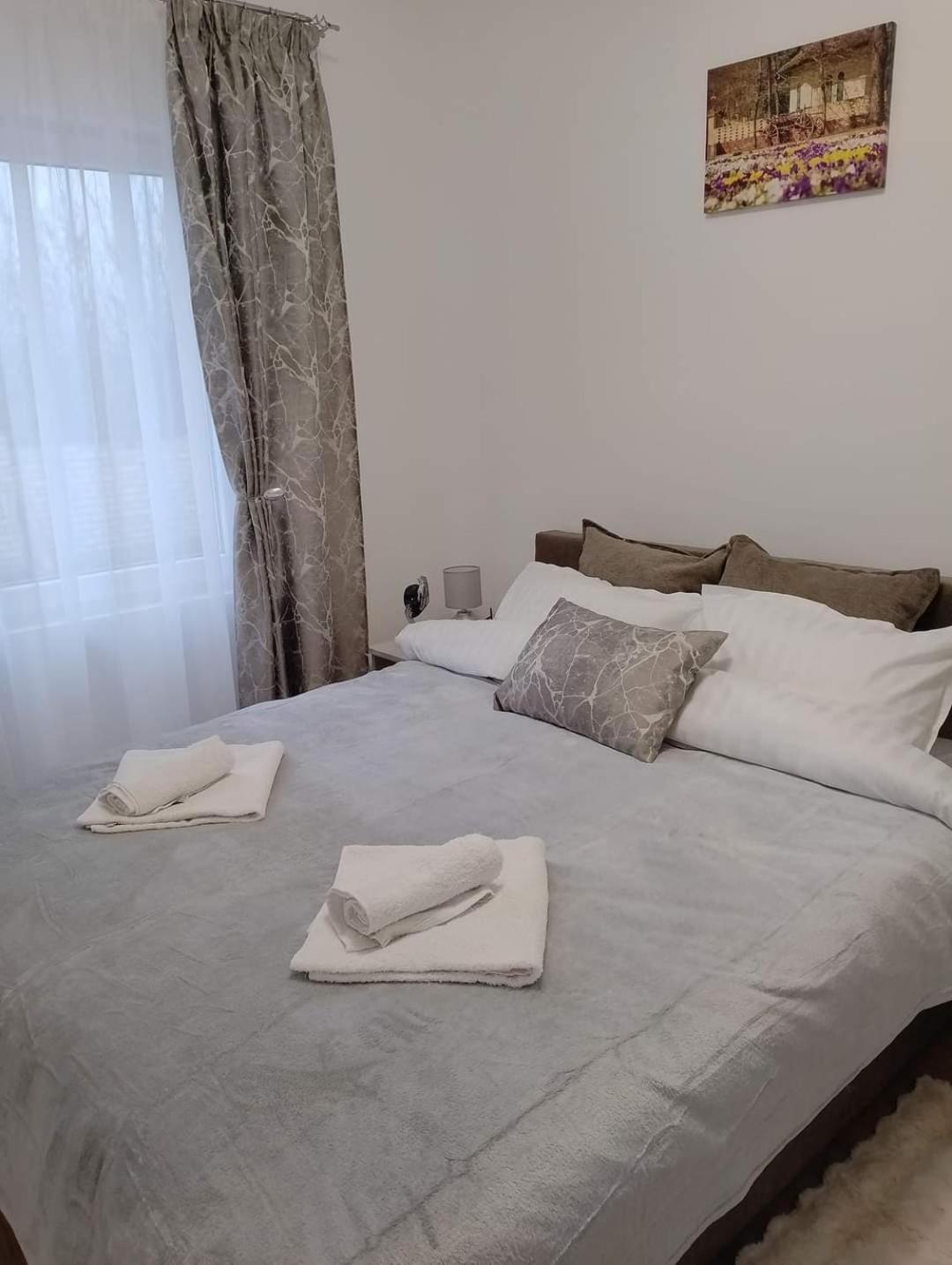 Apartman Dve Lipe Palic Bagian luar foto
