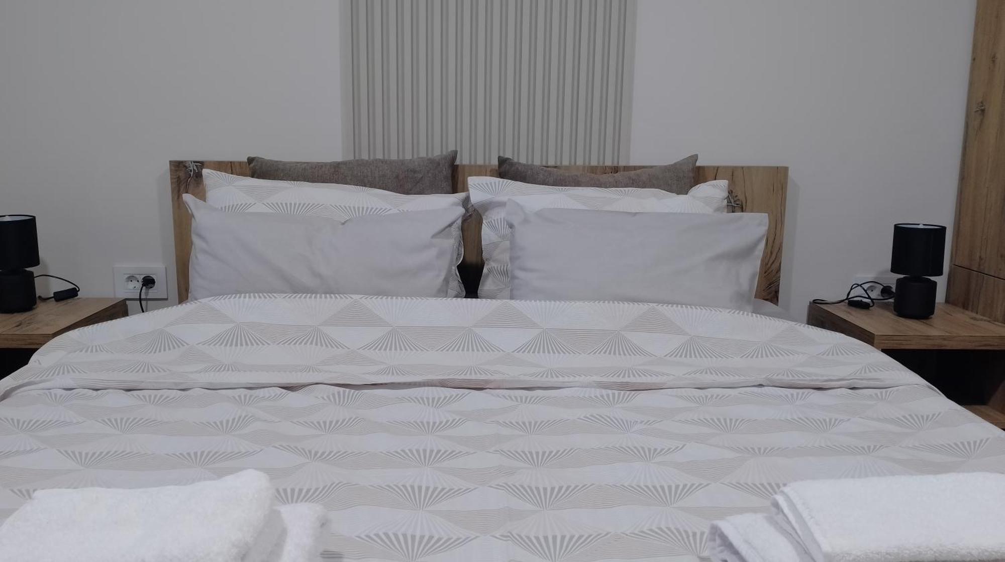Apartman Dve Lipe Palic Bagian luar foto